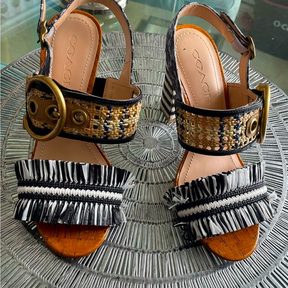 Coach Robin Sandal - Picture 2 of 6